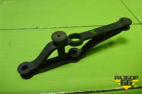 Кронштейн солнцезащитного козырька (WG1662875236) для Sitrak C7H (С7Н)