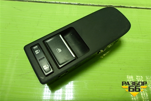 Кнопка стеклоподъёмника правая (712W282306212) для Sitrak C7H (С7Н)