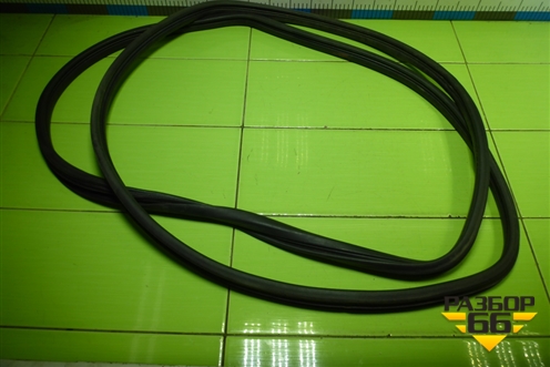 Уплотнитель двери  правой для Sitrak C7H (С7Н)