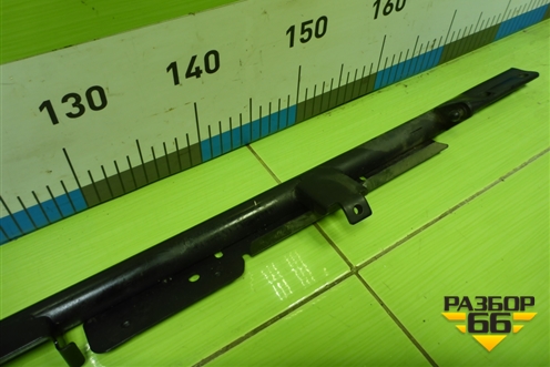 Кронштейн замка капота  (AZ16D493000009) для Sitrak C7H (С7Н)