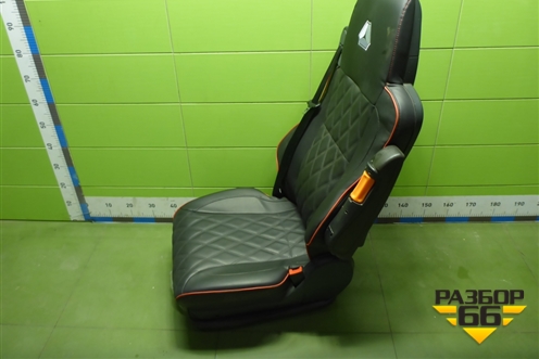 Сиденье правое для Sitrak C7H (С7Н)