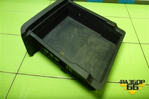 Ящик для вещей  (812W6170150605) для Sitrak C7H (С7Н)