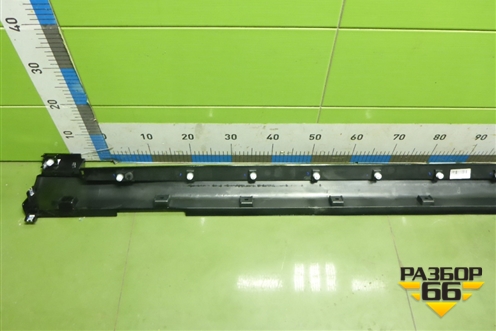 Накладка на порог наружная правая (новый) (H97A3101060BA) для Voyah Free с 2021г (Фри)