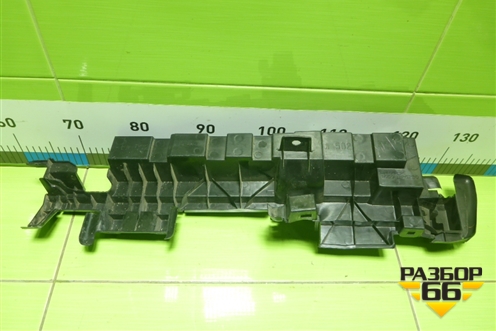 Дефлектор радиатора правый (1659325220) для Lexus RX 350 с 2022г (РХ)