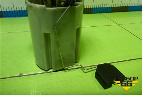 Насос топливный электрический (6RU919051F) для Volkswagen Polo (седан) с 2010г (Поло)