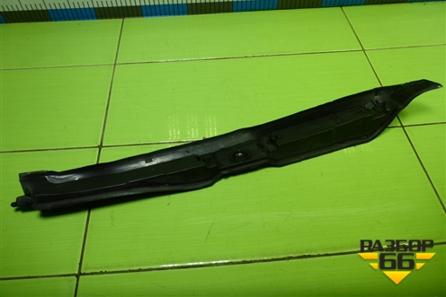 Пыльник переднего крыла левого (6RU821111) для Volkswagen Polo (седан) с 2010г (Поло)