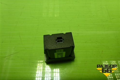 Разъём (USB) (AZ962258000231) для Sitrak C7H (С7Н)