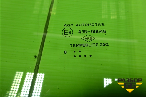 Стекло двери передней левой для Nissan Terrano с 2014г (Терано)