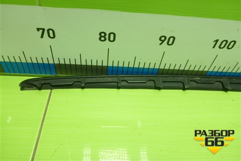 Молдинг лобового стекла правый (51317427874) для BMW 3-серия G20 с 2018г