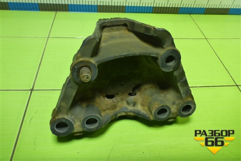 Кронштейн передней рессоры правый (1785815) для Scania 4 Series с 1995-2005г