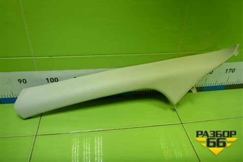 Обшивка стойки лобового стекла левая (BM51A03199AGW) для Ford Focus 3 с 2011г (Фокус)