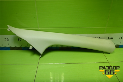 Обшивка стойки лобового стекла правая (BM51A03198AGW) для Ford Focus 3 с 2011г (Фокус)