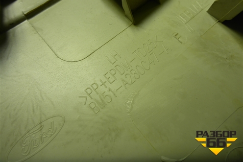 Обшивка стойки задняя верхняя левая (хетчбэк) (BM51A280C47AFW) для Ford Focus 3 с 2011г (Фокус)