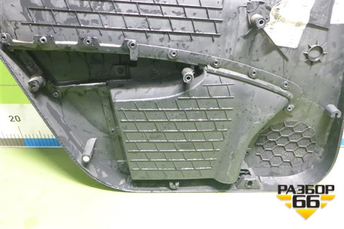 Обшивка двери задней правой под электрику (5JH867024C) для Skoda Rapid с 2013г (Рапид)