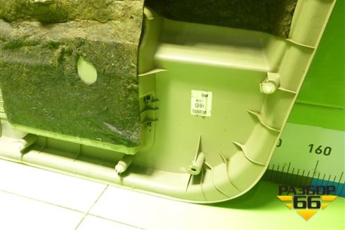 Обшивка двери передней левой под электрику (809013U000) для Nissan Cube с 2002-2008г