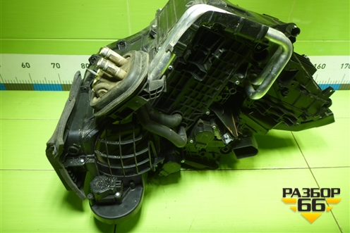 Корпус отопителя (BV6N19B555NH) для Ford Focus 3 с 2011г (Фокус)