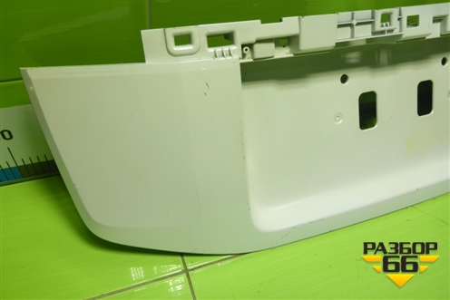 Накладка двери багажника (7681160260) для Toyota Land Cruiser Prado(150) с 2009г (Ленд Крузер Прадо)