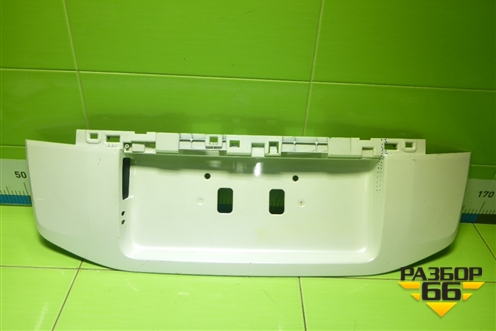 Накладка двери багажника (7681160260) для Toyota Land Cruiser Prado(150) с 2009г (Ленд Крузер Прадо)