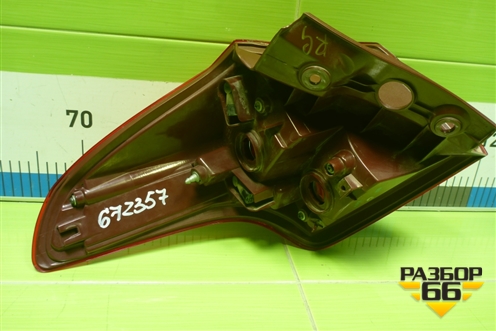 Фонарь задний наружный правый (до 2015г) (8155142170) для Toyota Rav-4 с 2012-2019г (Рав 4)