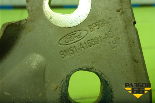 Петля капота левая (BM51A16801AD) для Ford Focus 3 с 2011г (Фокус)