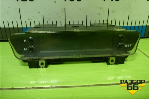 Часы (MR587777) для Mitsubishi Colt с 2004г (Кольт)