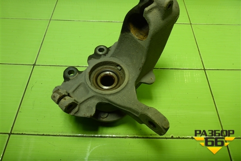 Кулак поворотный передний правый для Ford Focus 3 с 2011г (Фокус)