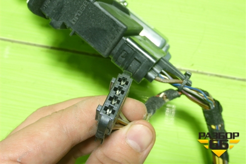 Моторчик стеклоподъёмника задний левый (5N0959703F) для Volkswagen Tiguan с 2011-2016г (Тигуан)