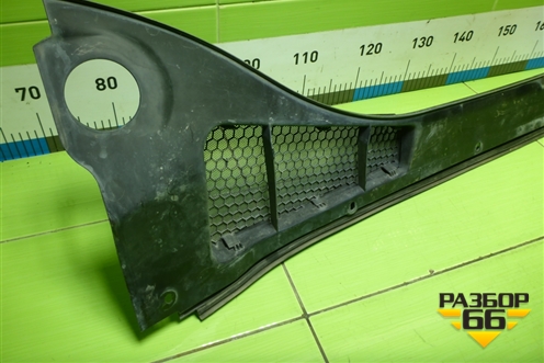 Решетка стеклоочистителей (BM51A02216AE) для Ford Focus 3 с 2011г (Фокус)