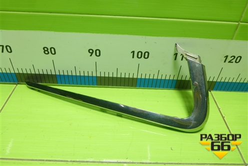 Накладка переднего бампера левая (верхняя до 2022г) (8450031565) для VAZ Vesta/Веста с 2015г