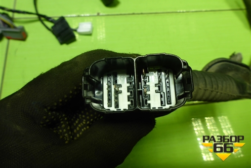 Проводка двери передней правой (электрический стеклоподъёмник) (BV6T14K138AUC) для Ford Focus 3 с 2011г (Фокус)