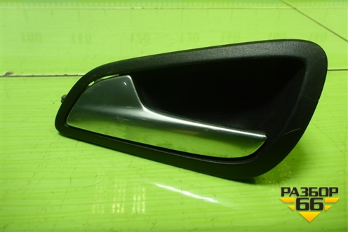 Ручка внутренняя двери задней левой (AM51U22601BDW) для Ford Focus 3 с 2011г (Фокус)