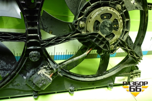 Вентилятор охлаждения радиатора (13220116) для Opel Insignia с 2008-2017г (Инсигниа)