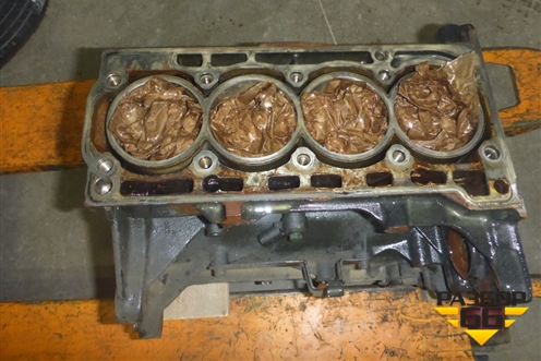 Блок двигателя (1.4л CAX) для Volkswagen Golf V Plus с 2005-2014г (Гольф 5 Плюс)