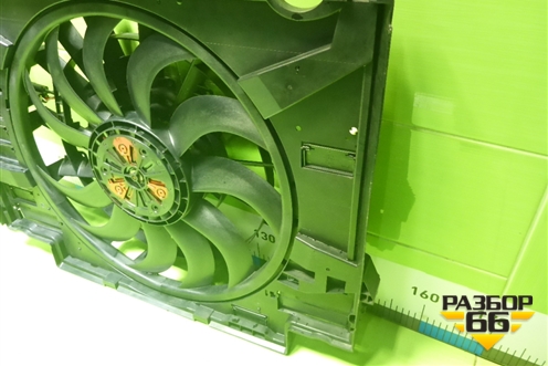 Вентилятор охлаждения радиатора (LR116198) для Land Rover Range Rover Velar с 2017г (Велар)