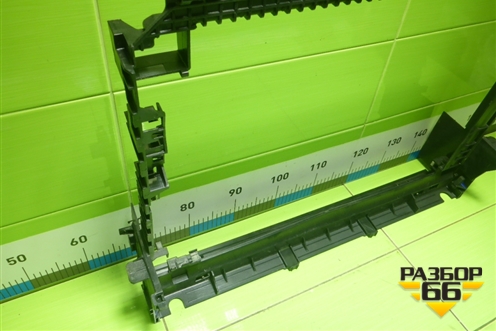 Дефлектор радиатора (GX738A107AC) для Land Rover Range Rover Velar с 2017г (Велар)