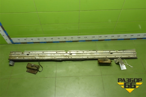 Усилитель порога левого(под подножку) для Lexus GX-460 с 2009г (ГХ)