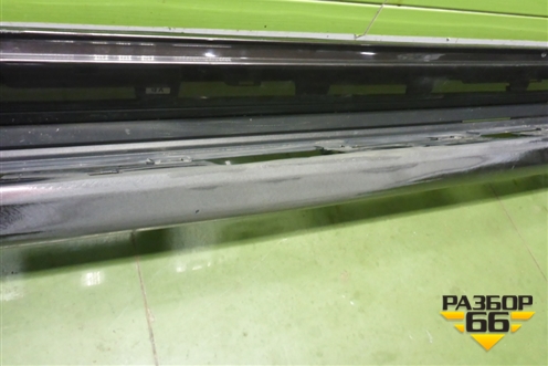 Накладка на порог наружная правая на подножку (5177360210) для Lexus GX-460 с 2009г (ГХ)