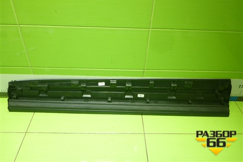 Накладка двери передней правой (8889688743) для Geely Monjaro с 2021г (Монджаро)