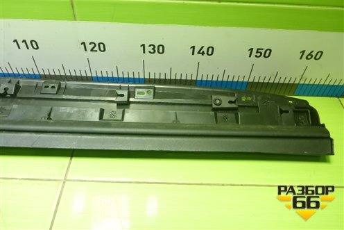 Накладка двери передней правой (8889688739) для Geely Monjaro с 2021г (Монджаро)