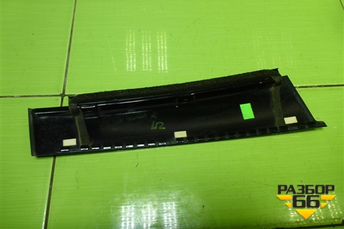 Накладка двери задней правой (на рамку) (13228147) для Opel Insignia с 2008-2017г (Инсигниа)