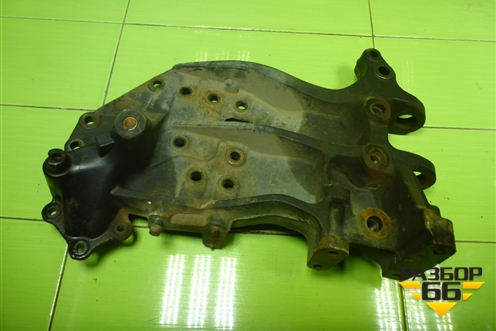 Кронштейн переднего бампера левый  (1846826) для Scania 4 Series с 1995-2005г