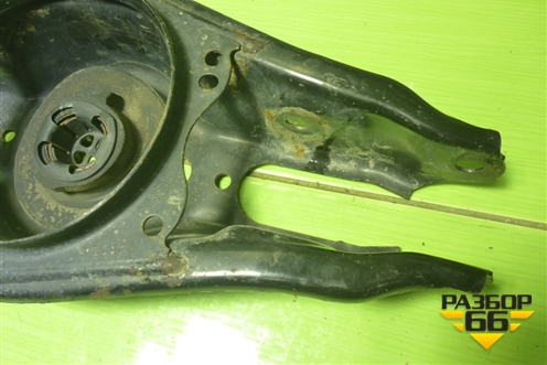 Рычаг задний нижний под пружину (5Q0505311C) для Skoda Octavia (A7) с 2013г (Октавия)