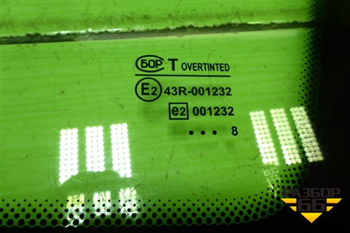 Стекло глухое правое (универсал) для VAZ Kalina/Калина