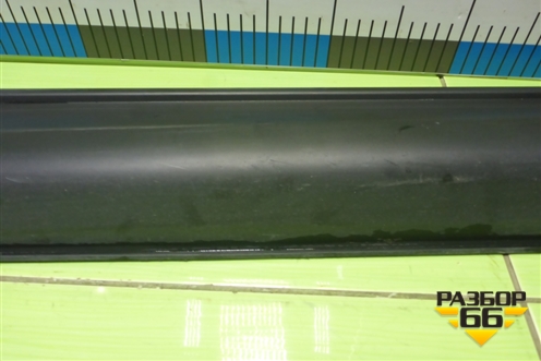 Накладка двери задней правой (KD5H51RC1) для Mazda CX 5 с 2017г (СХ5)