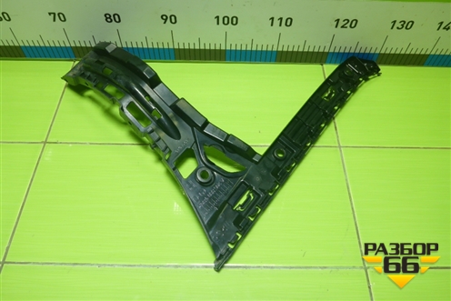 Кронштейн заднего бампера правый (A2058801802) для Mercedes Benz C-Klass W205 с 2014г (Ц)