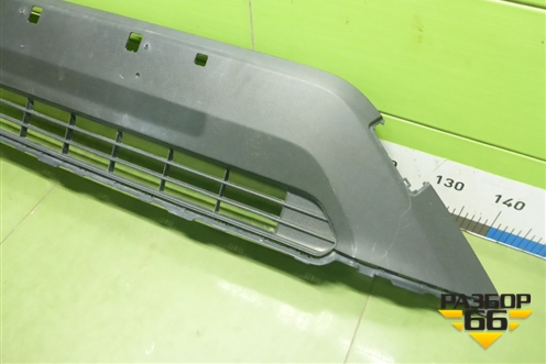 Решетка в передний бампер центральная (5311342110) для Toyota Rav-4 с 2018г (Рав 4)