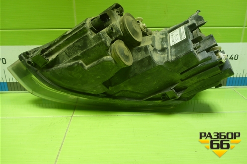 Фара правая (после 2015г галоген) (6C1941006B) для Volkswagen Polo (седан) с 2010г (Поло)