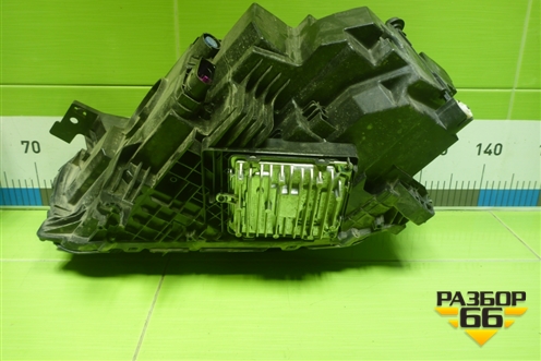 Фара правая (Led с блоком) (8892241572) для Geely Monjaro с 2021г (Монджаро)