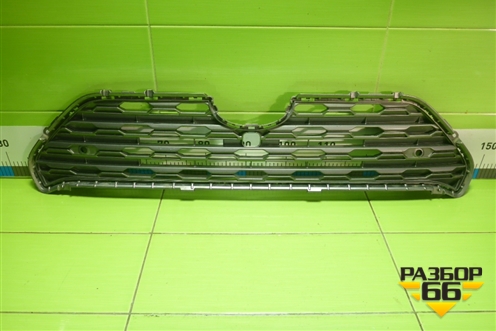 Решетка радиатора (под парктроник и камеру) (5311242190) для Toyota Rav-4 с 2018г (Рав 4)