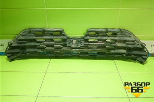 Решетка радиатора (под парктроник и камеру) (5311242190) для Toyota Rav-4 с 2018г (Рав 4)